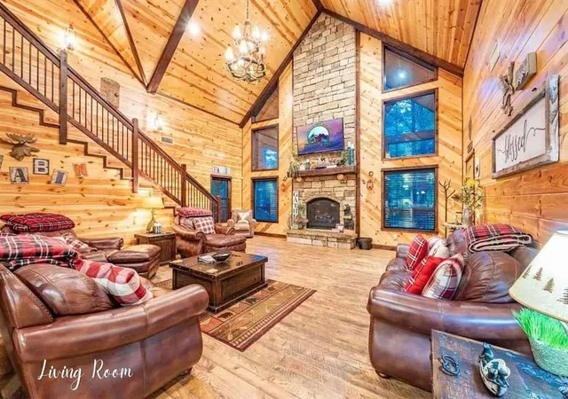 Photo 3 of Single family home for sale at 44 Pine Blf Rd, Broken Bow, OK 74728 | MLS# 1251593 | Listing updated on 2026-10-06