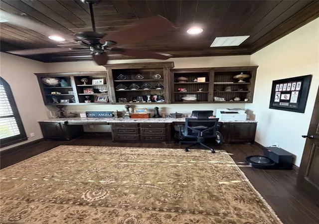 Photo 3 of Single family home for sale at 909 NW Thornbury Dr, Lawton, OK 73505 | MLS# 1251605 | Listing updated on 2026-10-03