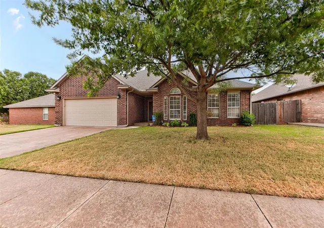 Photo 3 of Single family home for sale at 17644 Lead Ln, Edmond, OK 73012 | MLS# 1251619 | Listing updated on 2026-10-01