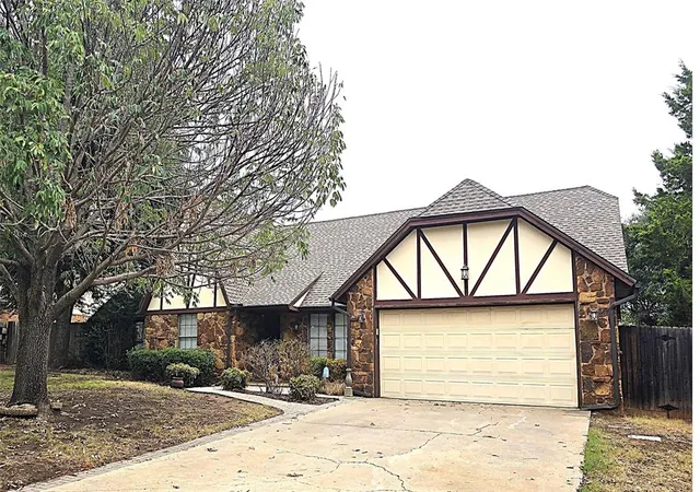 Photo 3 of Single family home for sale at 1707 Wheaton Dr, Norman, OK 73071 | MLS# 1251623 | Listing updated on 2026-10-05