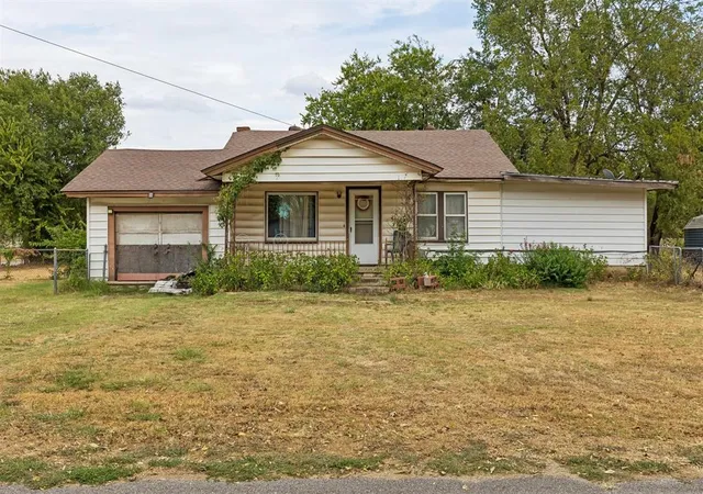 Single family home for sale at 4000 Lawn Dr, Oklahoma City, OK 73115 | MLS# 1251648