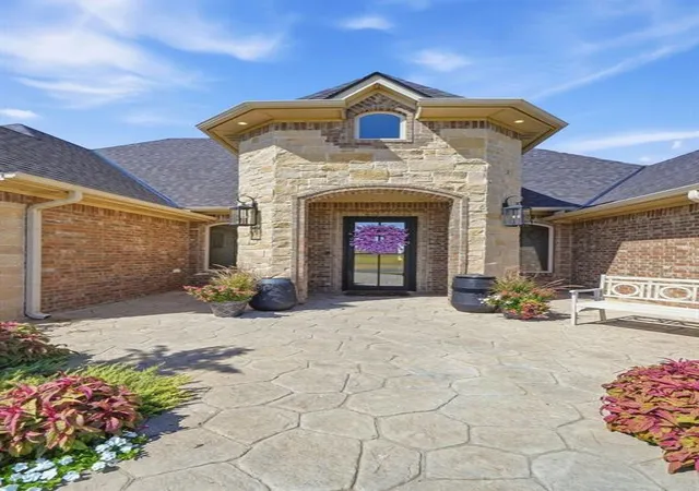 Photo 3 of Single family home for sale at 16353 S County Rd 213, Headrick, OK 73549 | MLS# 1251655 | Listing updated on 2026-10-02