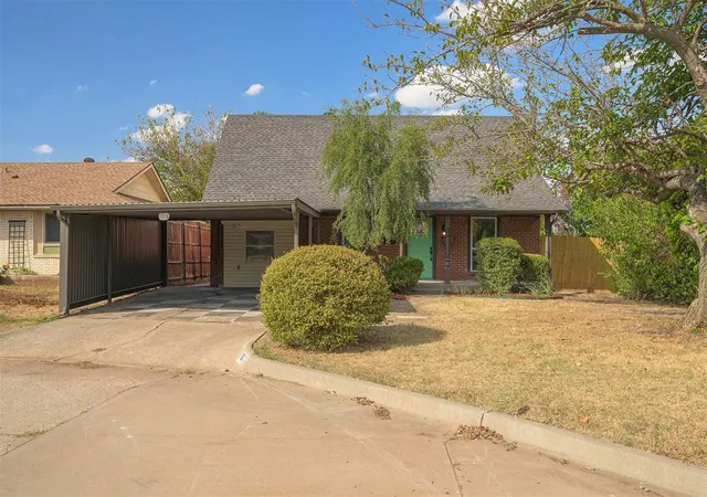 Photo 1 of Single family home for sale at 715 Harmon Cir, Moore, OK 73160 | MLS# 1251660 | Listing updated on 2026-10-02