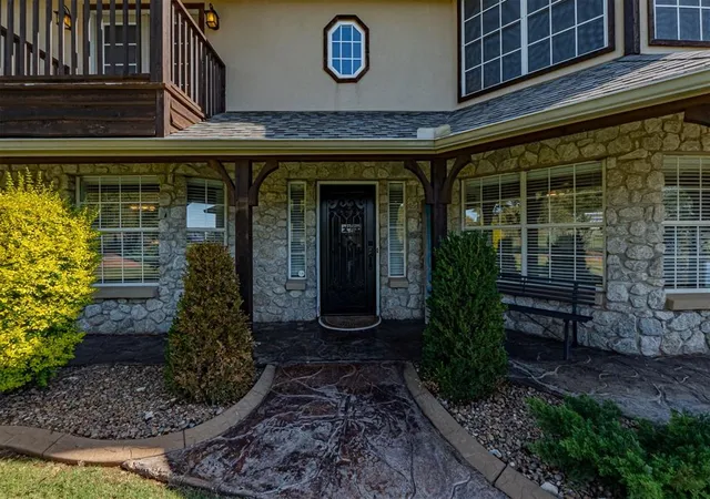 Photo 2 of Single family home for sale at 3900 Turtle Crk Rd, Oklahoma City, OK 73160 | MLS# 1251665 | Listing updated on 2026-10-30
