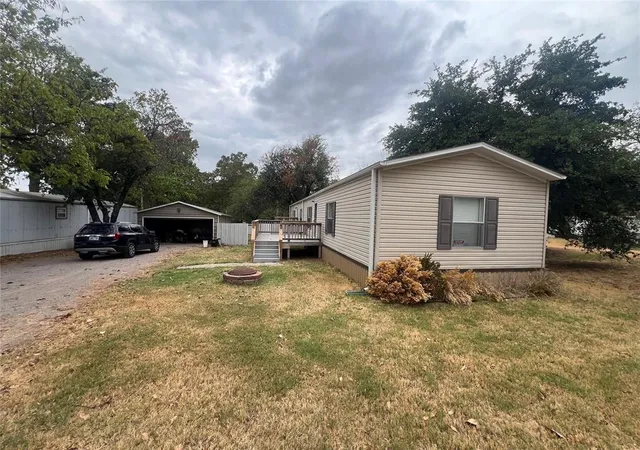 Photo 1 of Single family home for sale at 208 S Marilyn St, Fort Cobb, OK 73038 | MLS# 1251669 | Listing updated on 2026-10-03
