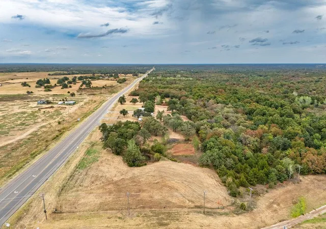 Photo 3 of Single family home for sale at 104854 S Highway 102, Mc Loud, OK 74851 | MLS# 1251672 | Listing updated on 2026-10-01