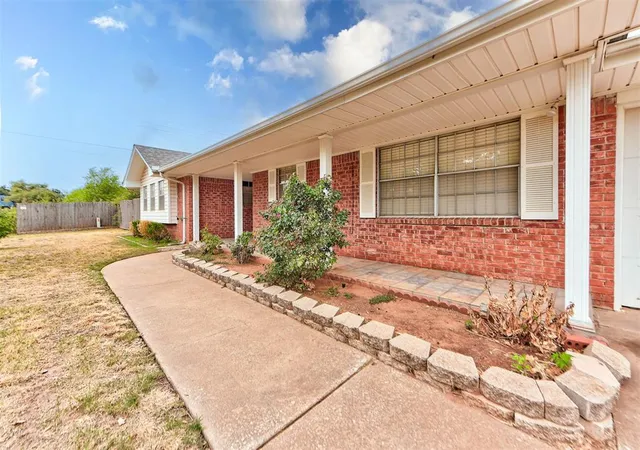 Photo 4 of Single family home for sale at 7400 NW 26th Street, Bethany, OK 73008 | MLS# 1251674 | Listing updated on 2026-10-01