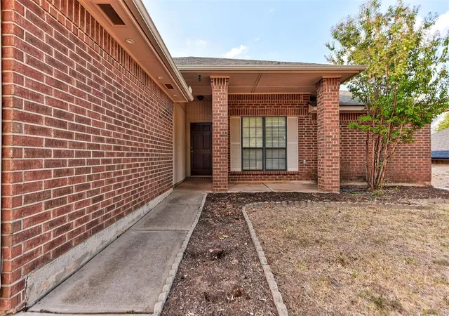 Photo 4 of Single family home for sale at 11642 Tyson Ct, Oklahoma City, OK 73130 | MLS# 1251704 | Listing updated on 2026-10-02
