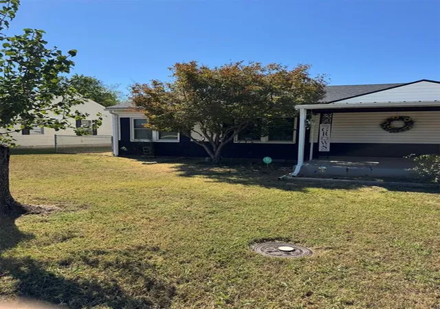 Photo 2 of Sale Pending at 2505 Mickey Rd, Oklahoma City, OK 73115 | MLS# 1251707 | Listing updated on 2026-10-14