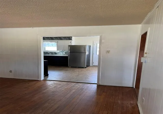 Photo 4 of Sale Pending at 2505 Mickey Rd, Oklahoma City, OK 73115 | MLS# 1251707 | Listing updated on 2026-10-14