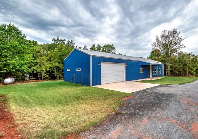 Photo 3 of Single family home for sale at 344495 E 860 Road, Chandler, OK 74834 | MLS# 1251714 | Listing updated on 2026-10-09
