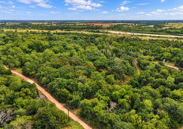 Photo 1 of Land for sale at 1703 Broken Arrow Rd, Crescent, OK 73028 | MLS# 1251720 | Listing updated on 2026-10-01