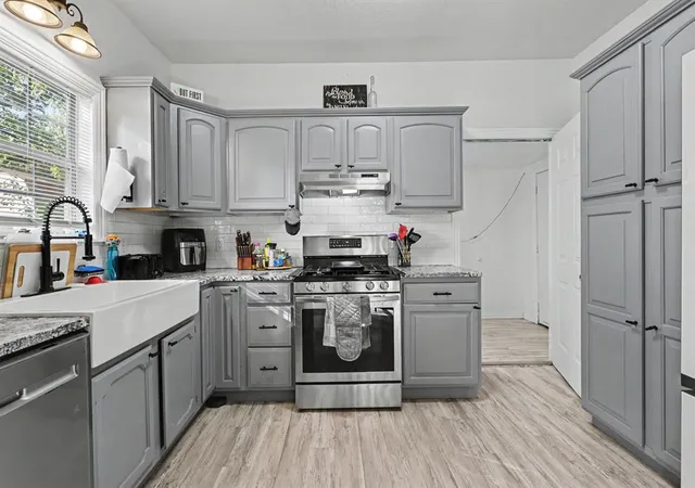 Photo 4 of Single family home for sale at 318 W Ridgewood St, Shawnee, OK 74801 | MLS# 1251722 | Listing updated on 2026-10-02