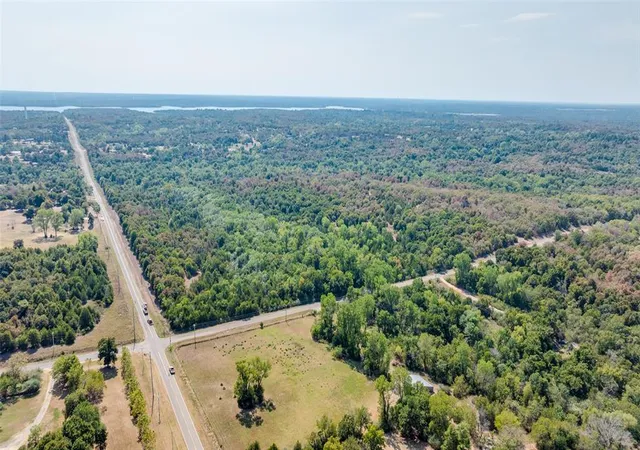 Photo 3 of Sale Pending at 1 E Tecumseh Rd, Norman, OK 73026 | MLS# 1251729 | Listing updated on 2026-10-06