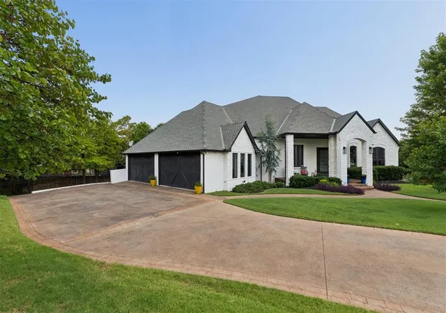 Photo 3 of Single family home for sale at 4317 Slate Brg Rd, Edmond, OK 73034 | MLS# 1251735 | Listing updated on 2026-10-08