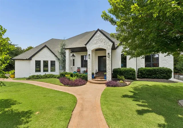 Photo 2 of Single family home for sale at 4317 Slate Brg Rd, Edmond, OK 73034 | MLS# 1251735 | Listing updated on 2026-10-08