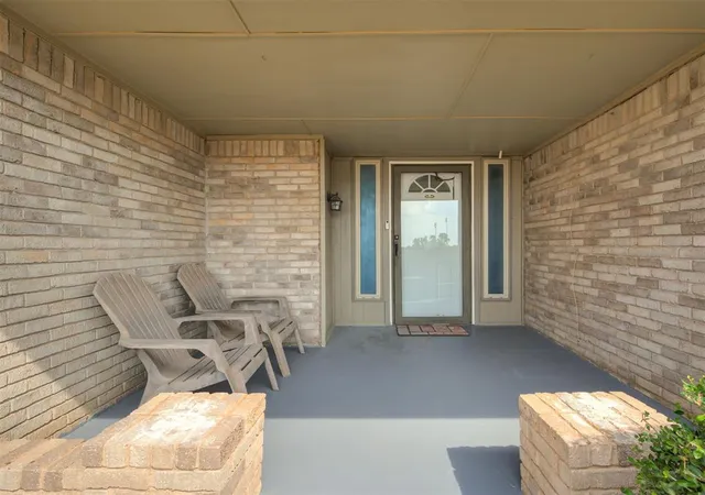 Photo 3 of Single family home for sale at 513 Smiling Hl Blvd, Edmond, OK 73013 | MLS# 1251740 | Listing updated on 2026-10-07