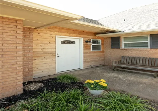 Photo 3 of Single family home for sale at 2014 E Canadian Ct Ter, Mustang, OK 73064 | MLS# 1251741 | Listing updated on 2026-10-02