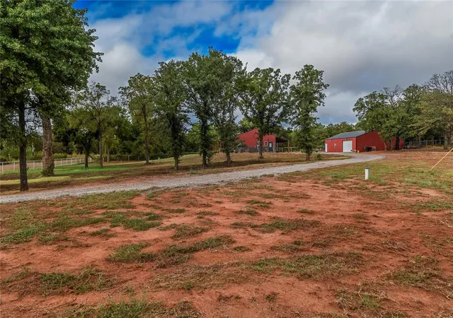 Photo 3 of Single family home for sale at 18488 Council Ave, Lindsay, OK 73052 | MLS# 1251747 | Listing updated on 2026-10-07