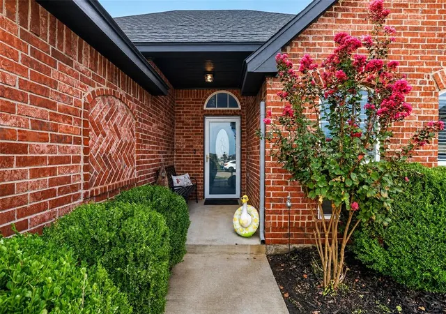 Photo 3 of Single family home for sale at 3116 NW 184th Street, Edmond, OK 73012 | MLS# 1251754 | Listing updated on 2026-10-02