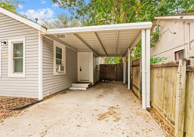 Photo 3 of Single family home for sale at 415 S Carter Ave, Norman, OK 73071 | MLS# 1251758 | Listing updated on 2026-10-04