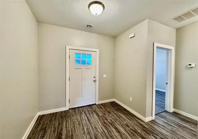 Photo 4 of Single family home for sale at 14316 Peach Tree Dr, Yukon, OK 73099 | MLS# 1251759 | Listing updated on 2026-10-05