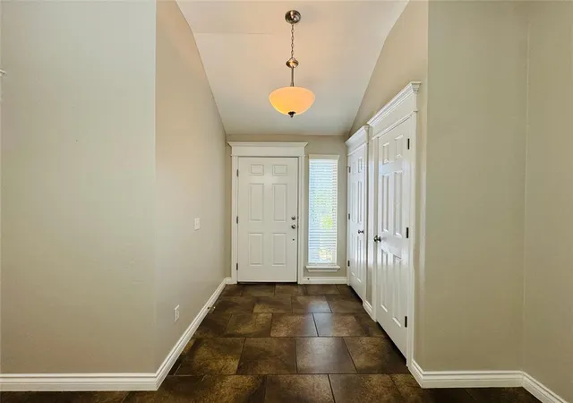 Photo 4 of House for sale at 1007 Merlin Dr, Norman, OK 73072 | MLS# 1251761 | Listing updated on 2026-10-05