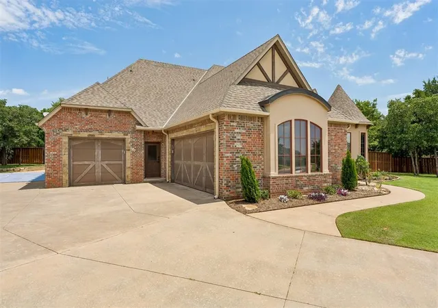 Photo 3 of Single family home for sale at 2317 Open Trl Dr, Edmond, OK 73034 | MLS# 1251773 | Listing updated on 2026-10-03