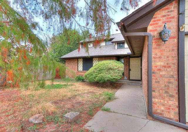 Photo 2 of Single family home for sale at 20 Sw 141st Street, Oklahoma City, OK 73170 | MLS# 1251789 | Listing updated on 2026-10-07