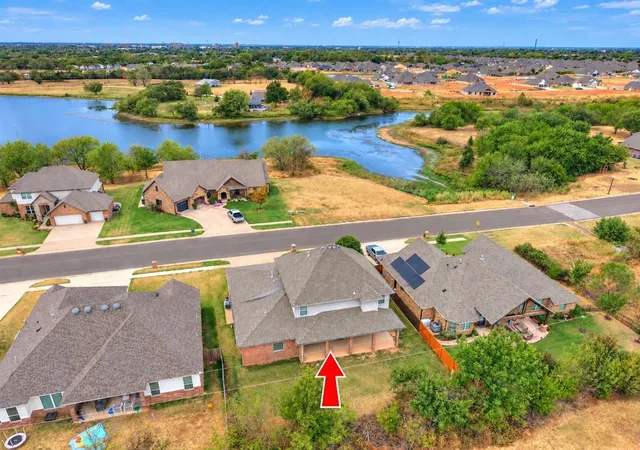 Photo 2 of Single family home for sale at 921 Siena Springs Dr, Norman, OK 73071 | MLS# 1251794 | Listing updated on 2026-10-03