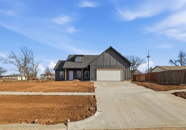 Photo 2 of Single family home for sale at 218 N Grand Ave, El Reno, OK 73036 | MLS# 1251810 | Listing updated on 2026-10-08