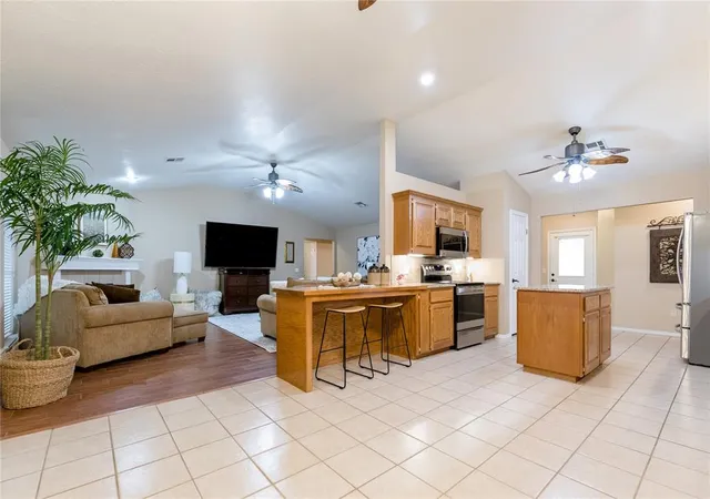 Photo 3 of Single family home for sale at 141 Calhoon St, Elk City, OK 73644 | MLS# 1251826 | Listing updated on 2026-10-07