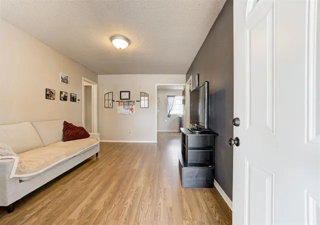 Photo 4 of Single family home for sale at 919 N Norman Ave, Moore, OK 73160 | MLS# 1251828 | Listing updated on 2026-10-06