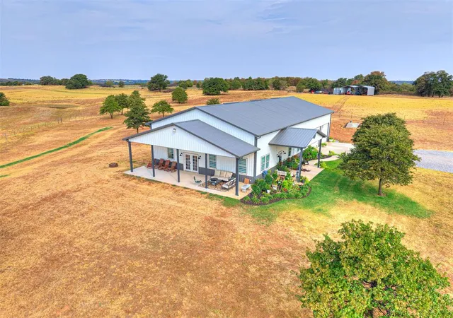 Photo 2 of Single family home for sale at 4162 State Hwy 92, Cement, OK 73017 | MLS# 1251844 | Listing updated on 2026-10-01