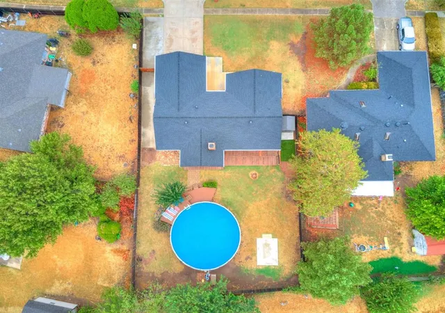 Photo 4 of Single family home for sale at 404 Ember Glow, Moore, OK 73160 | MLS# 1251846 | Listing updated on 2026-10-07