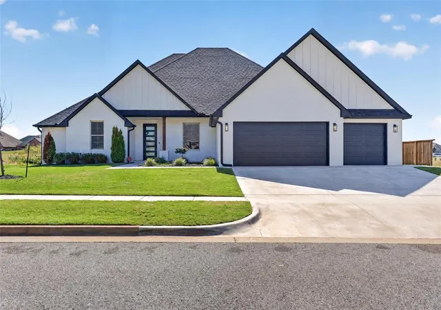 Photo 2 of Single family home for sale at 9208 Sw 30th Street, Oklahoma City, OK 73179 | MLS# 1251847 | Listing updated on 2026-10-14