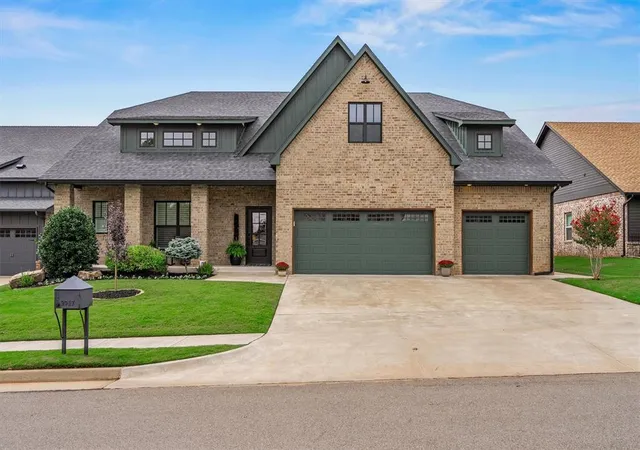 Single family home for sale at 2917 Tandem Bike Trl, Edmond, OK 73034 | MLS# 1251850