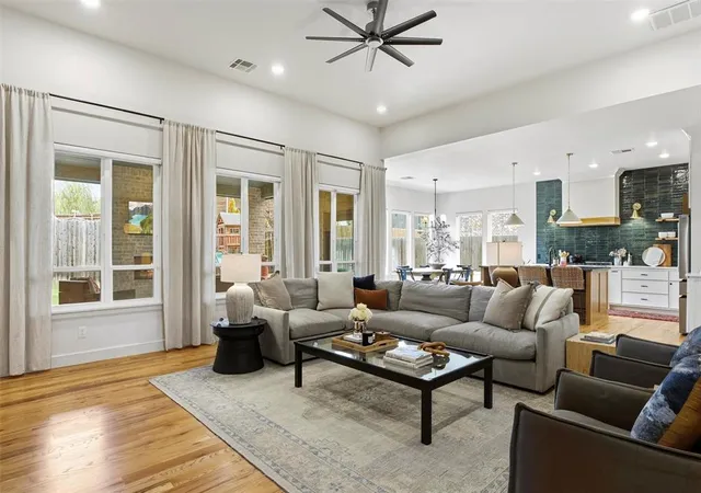 Photo 4 of Single family home for sale at 2917 Tandem Bike Trl, Edmond, OK 73034 | MLS# 1251850 | Listing updated on 2026-10-20