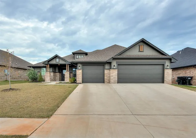 Photo 2 of Single family home for sale at 2424 Creekview Trl, Moore, OK 73160 | MLS# 1251854 | Listing updated on 2026-10-02