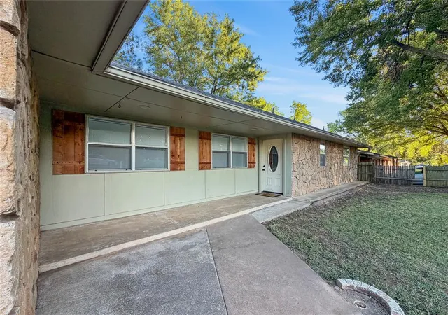 Photo 3 of Single family home for sale at 213 S 6th Street, Noble, OK 73068 | MLS# 1251863 | Listing updated on 2026-10-10