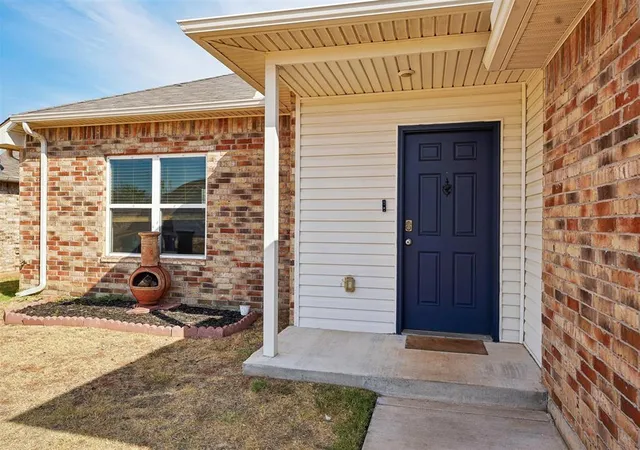 Photo 4 of Single family home for sale at 11105 NW 98th Street, Yukon, OK 73099 | MLS# 1251874 | Listing updated on 2026-10-03