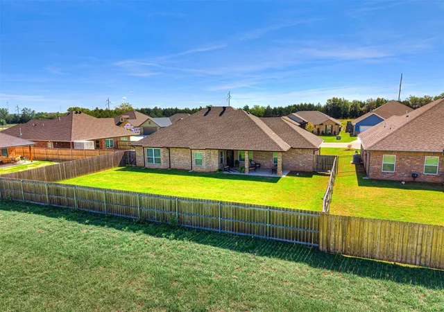 Photo 3 of Single family home for sale at 4526 Red Bird Rd, Shawnee, OK 74804 | MLS# 1251877 | Listing updated on 2026-10-07