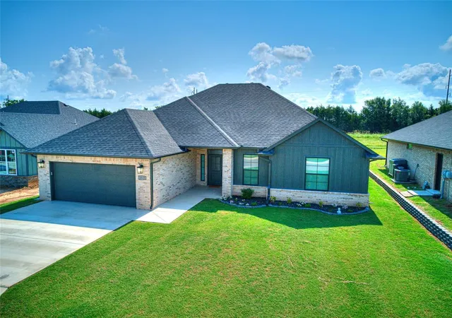 Photo 2 of Single family home for sale at 4529 Red Bird Rd, Shawnee, OK 74804 | MLS# 1251882 | Listing updated on 2026-10-07