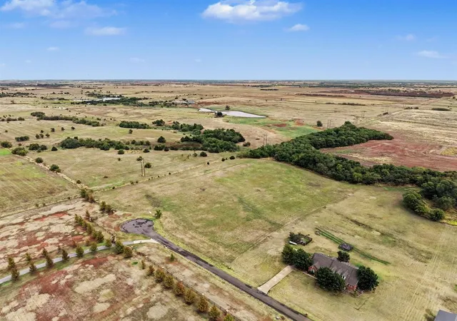 Photo 2 of Land for sale at 8626 Elk Aly, Guthrie, OK 73044 | MLS# 1251906 | Listing updated on 2026-10-05