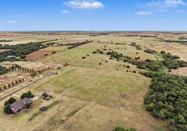 Photo 3 of Land for sale at 8626 Elk Aly, Guthrie, OK 73044 | MLS# 1251906 | Listing updated on 2026-10-05