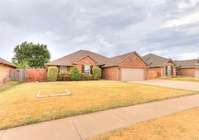 Photo 2 of Single family home for sale at 805 S Bouziden Dr, Moore, OK 73160 | MLS# 1251909 | Listing updated on 2026-10-02