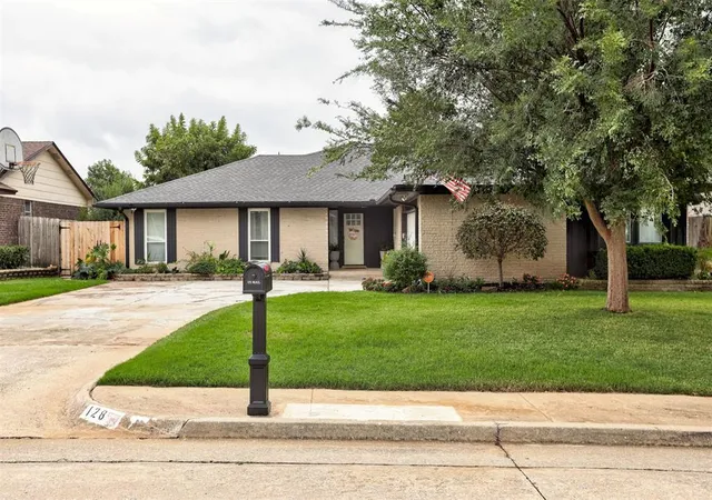 Photo 1 of Single family home for sale at 128 W Parkland Dr, Yukon, OK 73099 | MLS# 1251915 | Listing updated on 2026-10-07