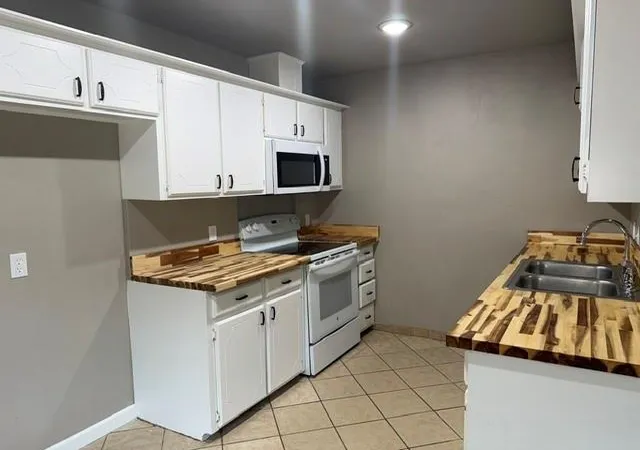 Photo 3 of Sale Pending at 1122 E 17th Street, Chandler, OK 74834 | MLS# 1251931 | Listing updated on 2026-10-06