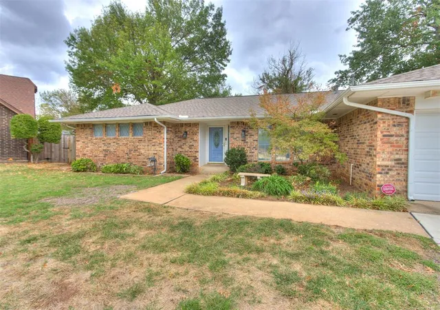 Photo 2 of Single family home for sale at 104 Redbird Cir, Oklahoma City, OK 73110 | MLS# 1251934 | Listing updated on 2026-10-06
