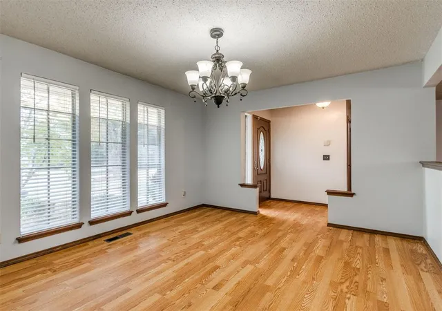 Photo 3 of Single family home for sale at 104 Redbird Cir, Oklahoma City, OK 73110 | MLS# 1251934 | Listing updated on 2026-10-06